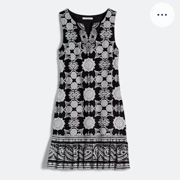 Effortless Elegance – 41 Hawthorn Kora Jersey Dress with Sparkling Detail! - Picture 1 of 7